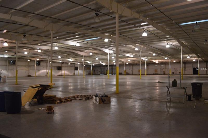 140 Unit Mini Storage + 18 pad RV Resort + Commercial Building in Citra, Florida $1,500,000