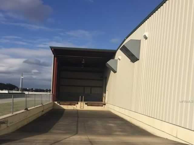 Corporate Warehouse Facility For Sale in Palmetto, Florida - 76,000 sq ft $4,500,000