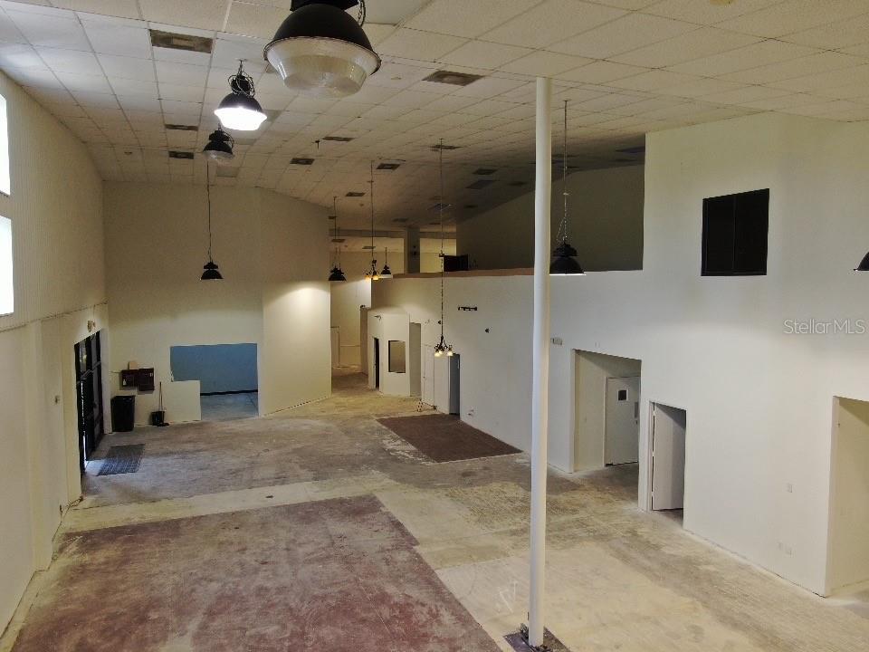 16,000 Sq Ft. Building For Sale in Lutz, FL $3,400,000