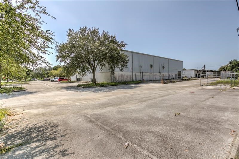 27,000 Sq Ft Warehouse For Sale in Clearwater, FL $2,200,000