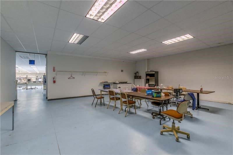 27,000 Sq Ft Warehouse For Sale in Clearwater, FL $2,200,000