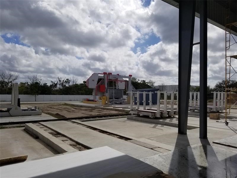 6 Acre Industrial Class warehouse in Tampa, FL - 35,800 Sq Ft Print
$5,900,000