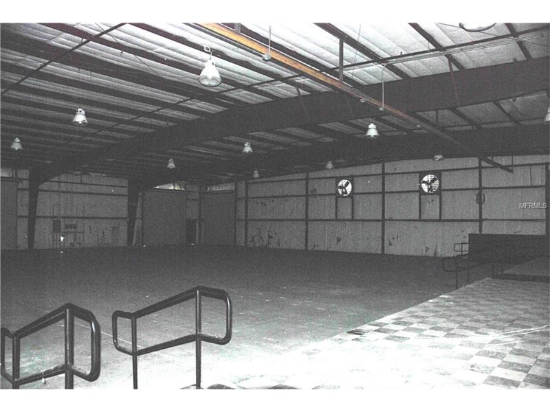 10 Acres with 32,00 Sq Ft Office and Warehouse Space For Sale in Arcadia, FL $950,000