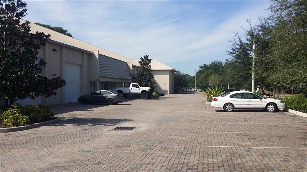 Warehouses For Sale in Port Charlotte - 4 Units / 12,700 SF All Leased $1,500,000