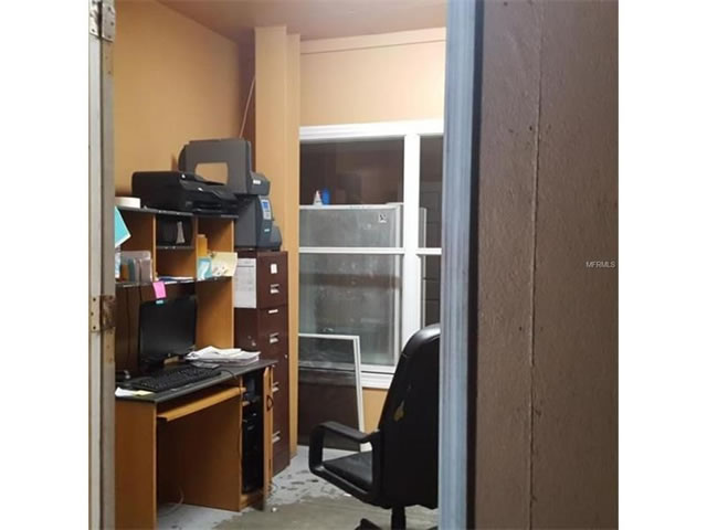 Warehouse For Sale in Ruskin, FL $1,499,000