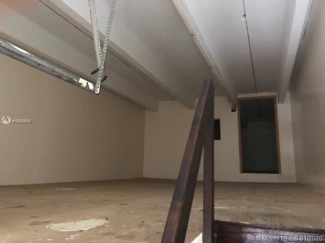Warehouse For Sale in Mirimar - Broward County $89,000