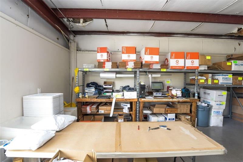 Warehouse For Sale in Sarasota, FL - 19,000 SF $1,890,000