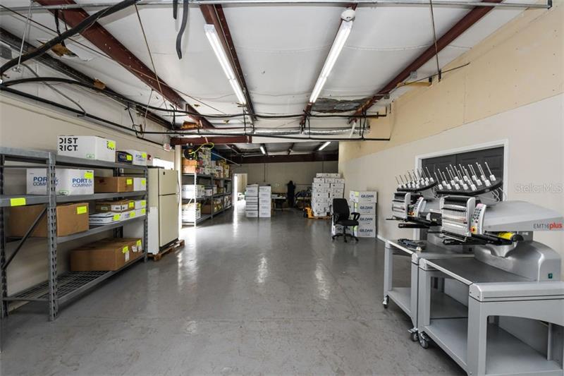 Warehouse For Sale in Sarasota, FL - 19,000 SF $1,890,000