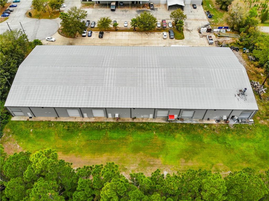 Deland 4 Unit Warehouse Building For Sale - 25,000 SF $1,500,000