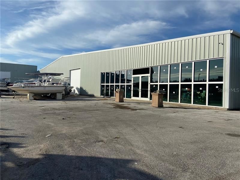 3 Building Industrial Complex For Sale in Sarasota, FL - 119,400 sf $13,750,000