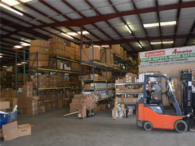 Warehouses For Sale in Winter Haven, Florida - 47,000 sq ft $1,800,000