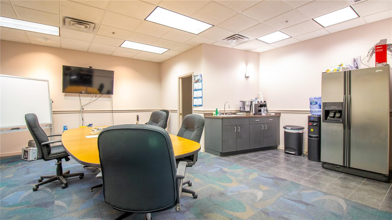 Clearwater FL Warehouse For Sale - 20,000 Sq Ft $3,600,000