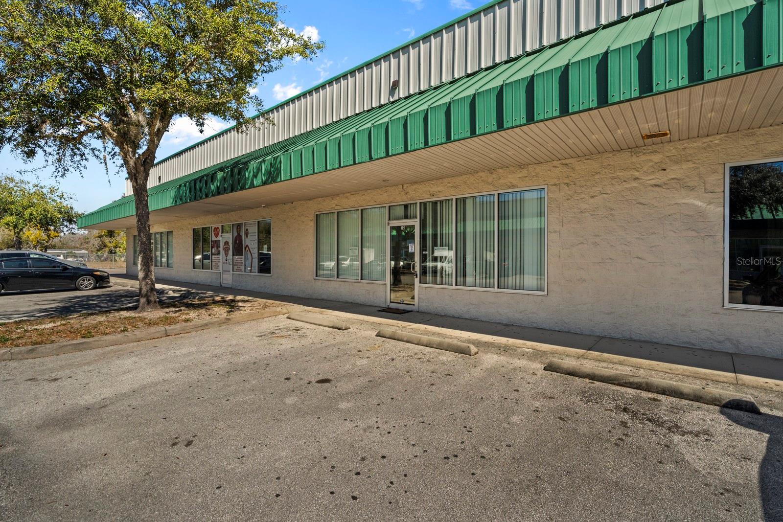 Commercial unit set up as a church For Sale in Orlando, Florida - $599,000