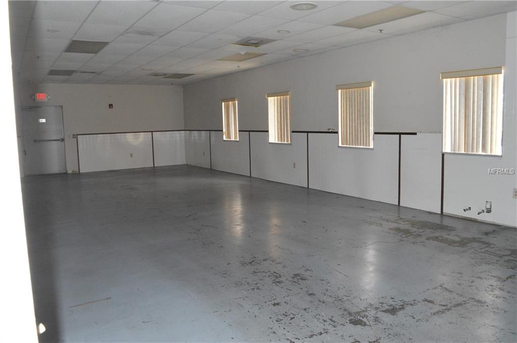Office Space and Warehouse Space in Lake Wales - 120,000 sq ft space on 10 acres $5,500,000