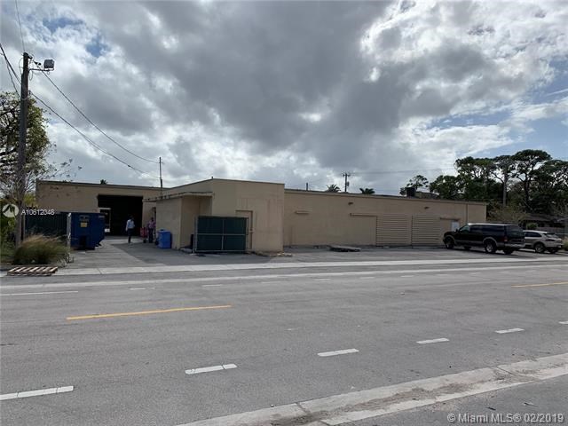 9% CAP 44,000 Sq Ft 17 Bay Warehouse Complex in Oakland Park – Broward $6,790,000